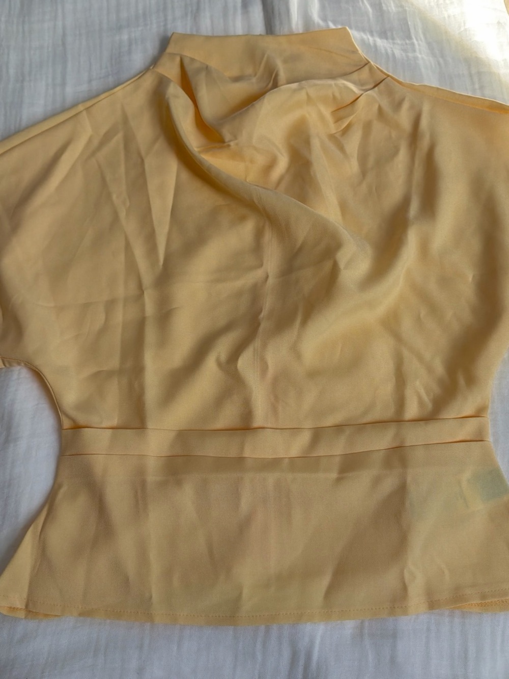 SHEIN Pale Yellow Mock-Neck Women's Top